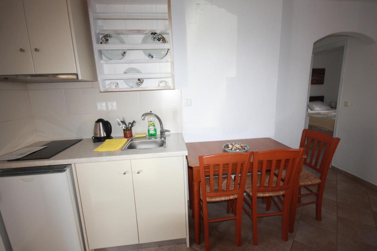Cyclades Beach Apartments Chrisopigi  Екстериор снимка