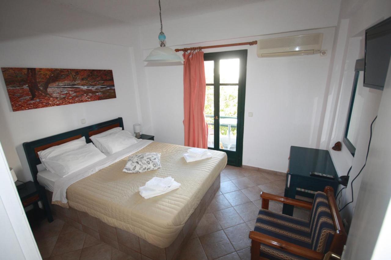 Cyclades Beach Apartments Chrisopigi  Екстериор снимка